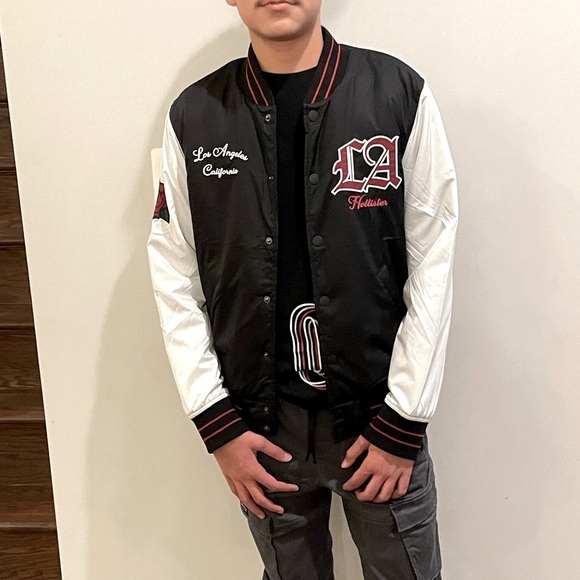 Hollister Men's Sherpa-Lined Varsity Bomber Jacket